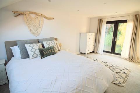 3 bedroom semi-detached house for sale, Station Road, Surrey KT14