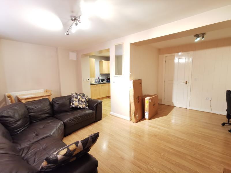 PARKLANDS MANOR, CENTRAL WAKEFIELD, WF1 4AF 2 bed apartment £650 pcm