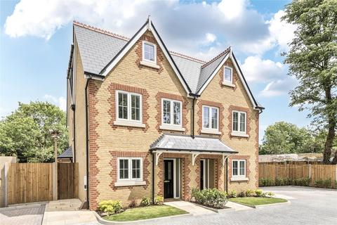 4 bedroom semi-detached house for sale, Chelsfield Road, Orpington