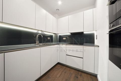 2 bedroom apartment to rent, Hartingtons Court, Coster Ave, N4