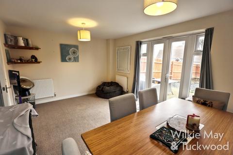 4 bedroom semi-detached house for sale, Bonita Drive, Wembdon, Bridgwater TA6