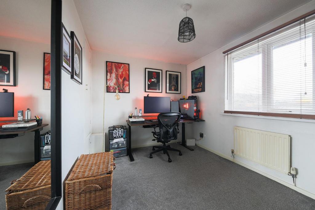 Bedroom 2.jpg