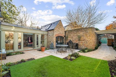 undefined, Wandle Road, London SW17