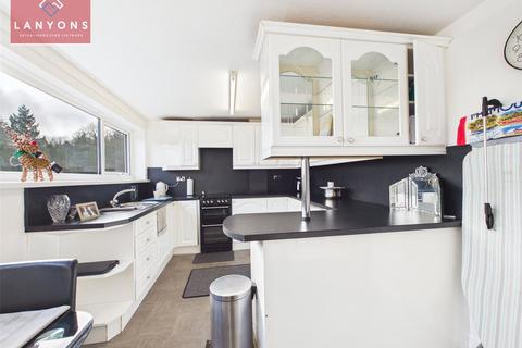undefined, Caemawr Gardens, Porth, Rhondda Cynon Taf, CF39