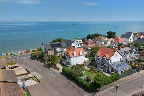 5 bedroom detached house for sale, Grand Drive, Herne Bay