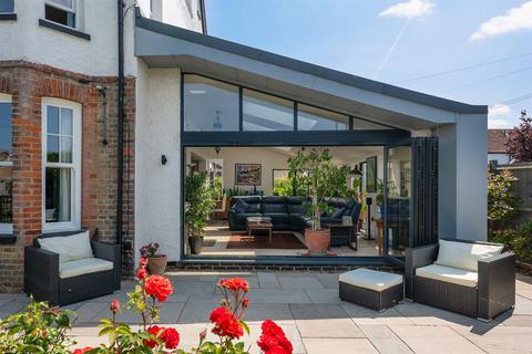5 bedroom detached house for sale, Grand Drive, Herne Bay