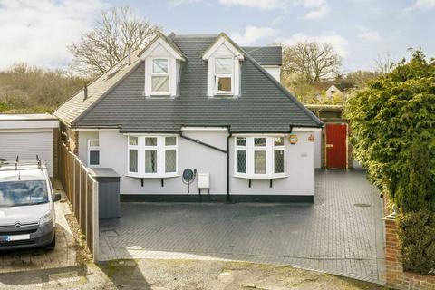 undefined, Tadmor Close, Sunbury-On-Thames TW16