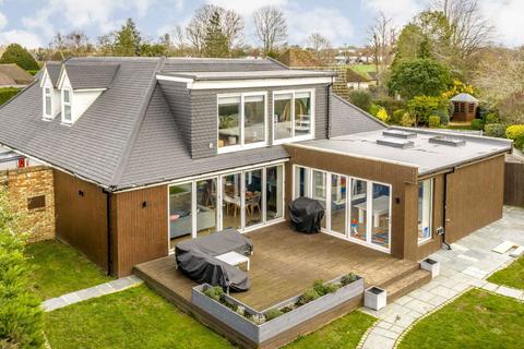 4 bedroom detached house for sale, Tadmor Close, Sunbury-On-Thames TW16