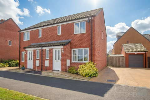 3 bedroom semi-detached house for sale, Burnthouse Lane, Hethersett