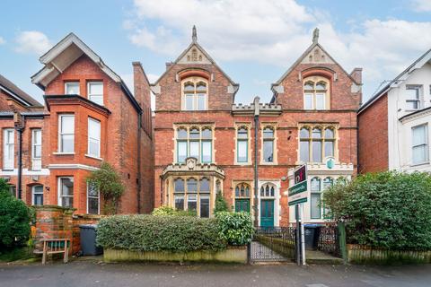 undefined, Dean Road, London, NW2