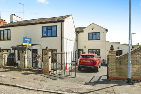 Old Lynn Road, Wisbech, Cambridgeshire, PE13