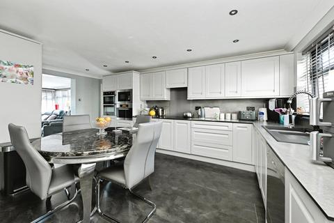 3 bedroom semi-detached house for sale, Old Lynn Road, Wisbech, Cambridgeshire, PE13