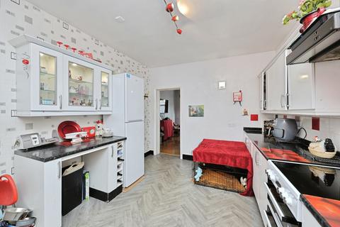 7 bedroom terraced house for sale, North Denes Road, GREAT YARMOUTH, Norfolk, NR30