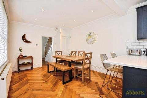 4 bedroom terraced house for sale, Glendale Gardens, Leigh-on-Sea, Essex, SS9