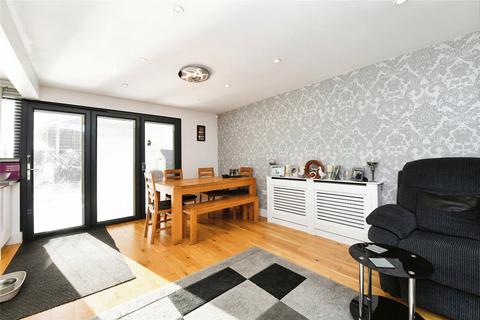 3 bedroom semi-detached house for sale, First Avenue, Canvey Island, SS8