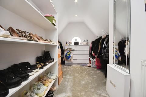 5 bedroom detached house for sale, Church Road, Hockley, Essex, SS5
