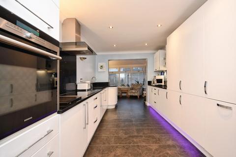4 bedroom detached house for sale, High Elms Road, Hullbridge, Hockley, Essex, SS5