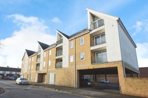 Lambeth Road, BENFLEET, Essex, SS7