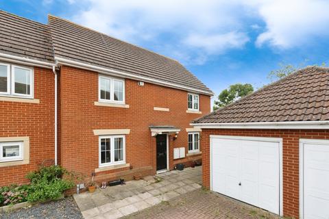 undefined, Stilwells, ROCHFORD, Essex, SS4