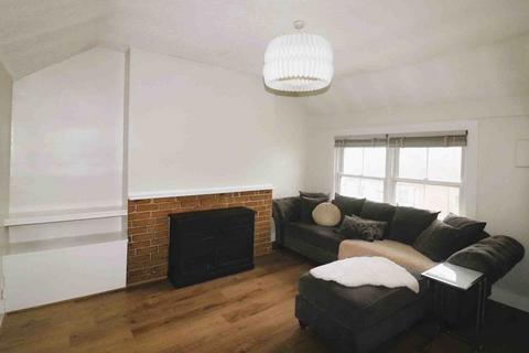 1 bedroom flat to rent, Versaille Penge