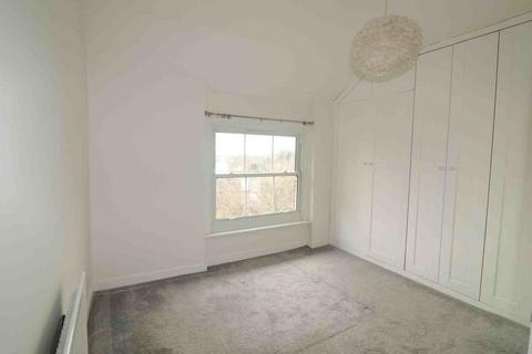 1 bedroom flat to rent, Versaille Penge