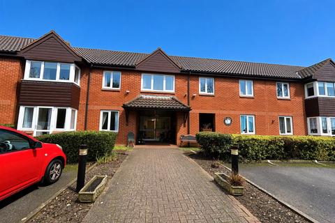 1 bedroom flat for sale, Violet Hill Road, Stowmarket, Suffolk, IP14