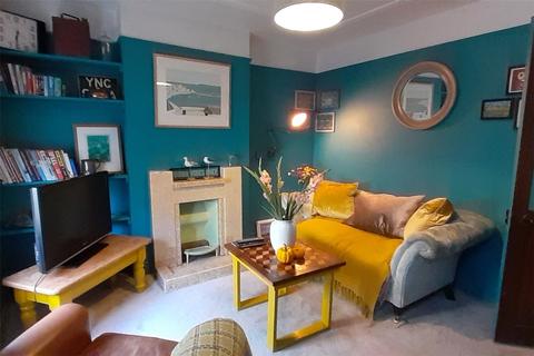 3 bedroom end of terrace house for sale, Victoria Road, Stowmarket, Suffolk, IP14