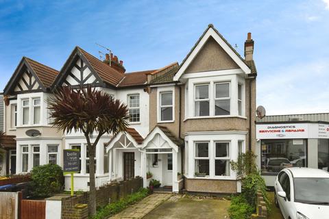 3 bedroom terraced house for sale, Westborough Road, Westcliff-on-Sea, Essex, SS0