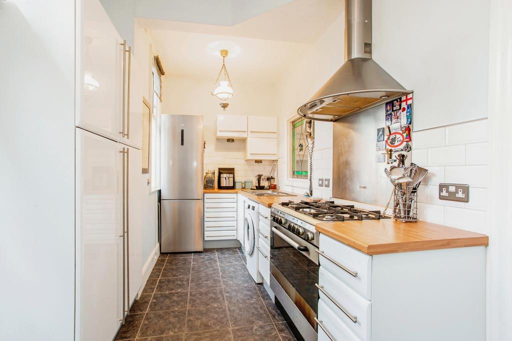 Fitted Kitchen