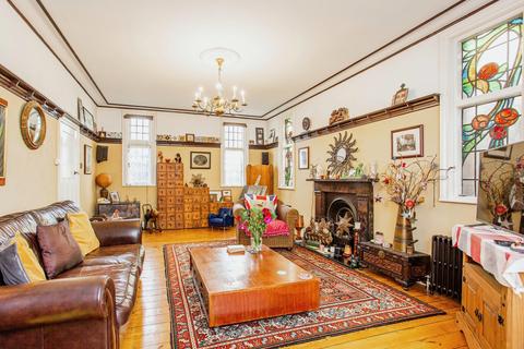 undefined, Westcliff Parade, Westcliff-on-Sea, Essex, SS0