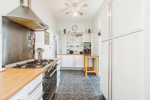 undefined, Westcliff Parade, Westcliff-on-Sea, Essex, SS0