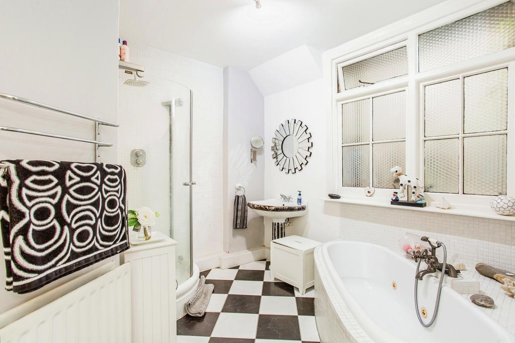 G/F Bathroom