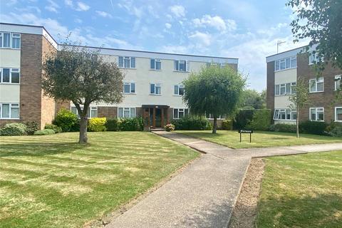 2 bedroom flat for sale, Fairways, Wyatts Drive, Thorpe Bay, Essex, SS1