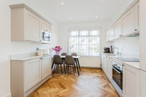 3 bedroom bungalow for sale, Acacia Drive, Thorpe Bay, Essex, SS1