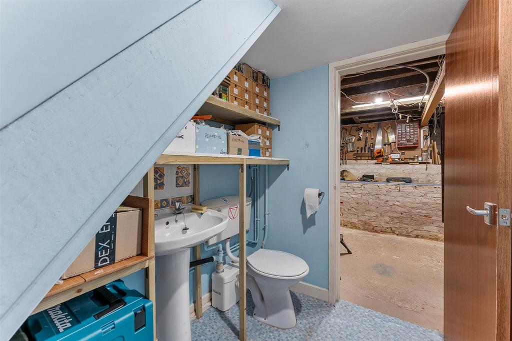 Lower Ground Floor WC