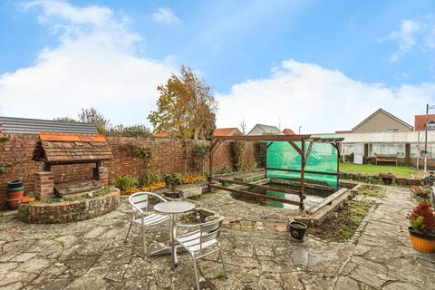 4 bedroom detached house for sale, High Street, Great Wakering, Southend-on-Sea, Essex, SS3