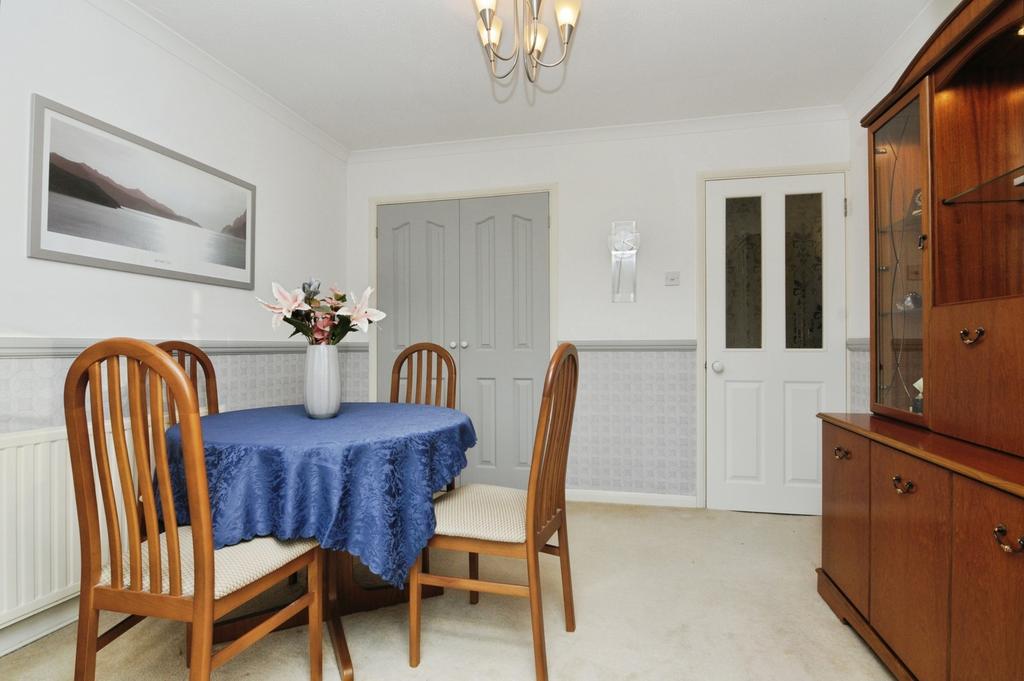 Dining Room/Bedroom