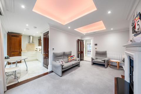 undefined, Clarence Drive, Harrogate, HG1