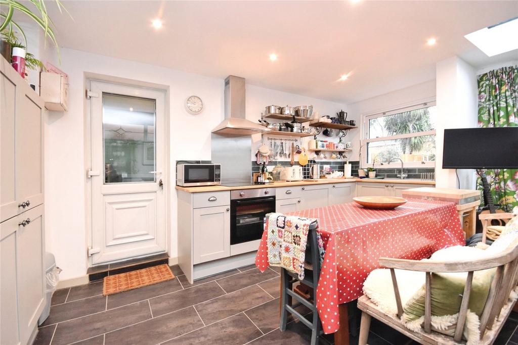 Second Kitchen