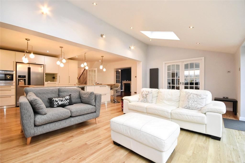 Kitchen/Family Room