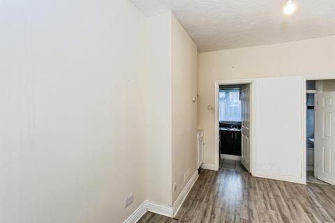 2 bedroom flat for sale, Stromness Road, Southend-on-Sea, Essex, SS2