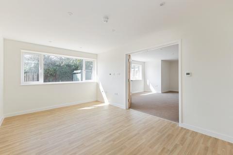 6 bedroom detached house for sale, Hardingham Road, Hingham, Norwich, Norfolk, NR9