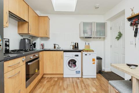 1 bedroom flat for sale, Sunderland Close, Carbrooke, Thetford, Norfolk, IP25