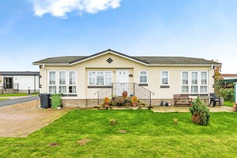 2 bedroom detached house for sale, Redhill Park, Watton, Thetford, Norfolk, IP25