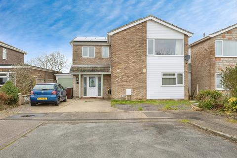 Goffe Close, Watton, Thetford, Norfolk, IP25