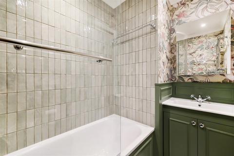 Studio to rent, Elm Park Road, Chelsea, SW3