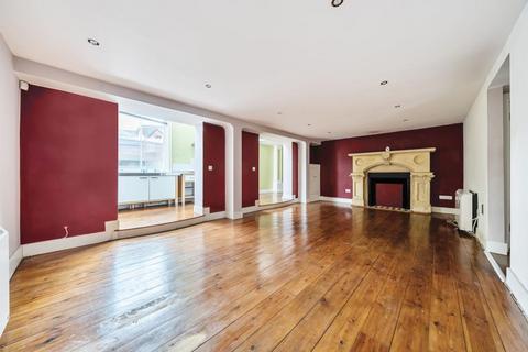 undefined, Newbury,  Berkshire,  RG14