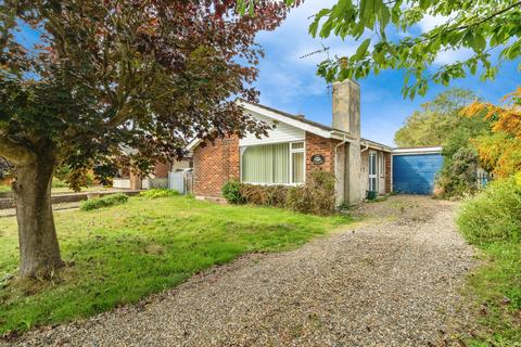 3 bedroom bungalow for sale, Taverham Road, Felthorpe, Norwich, Norfolk, NR10