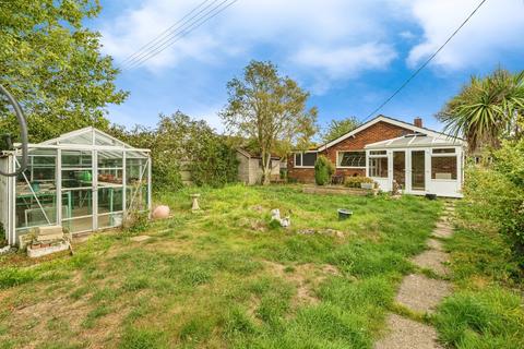 3 bedroom bungalow for sale, Taverham Road, Felthorpe, Norwich, Norfolk, NR10