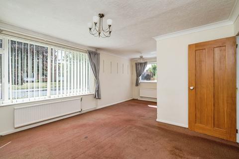 3 bedroom bungalow for sale, Taverham Road, Felthorpe, Norwich, Norfolk, NR10